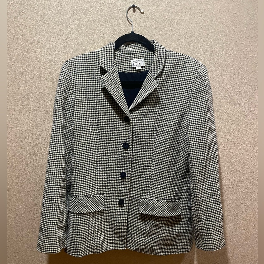Ann Taylor LOFT womens blazer